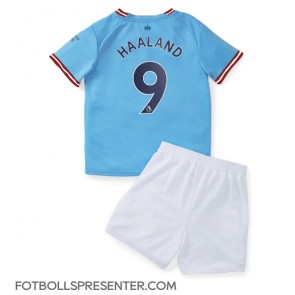 Manchester City Erling Haaland #9 Hemmatröja Barn 2022-23 Kortärmad (+ korta byxor)